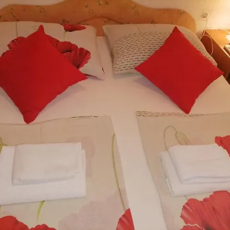 Mara 3* Skradin