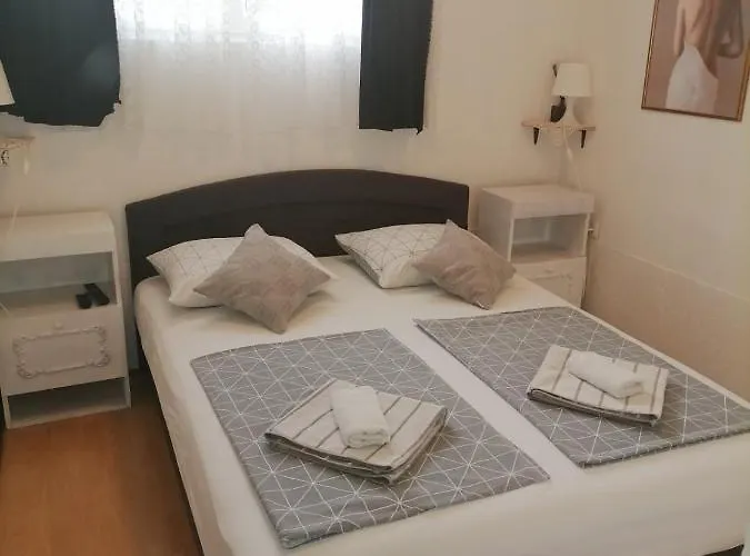 Konukevi Mara Skradin